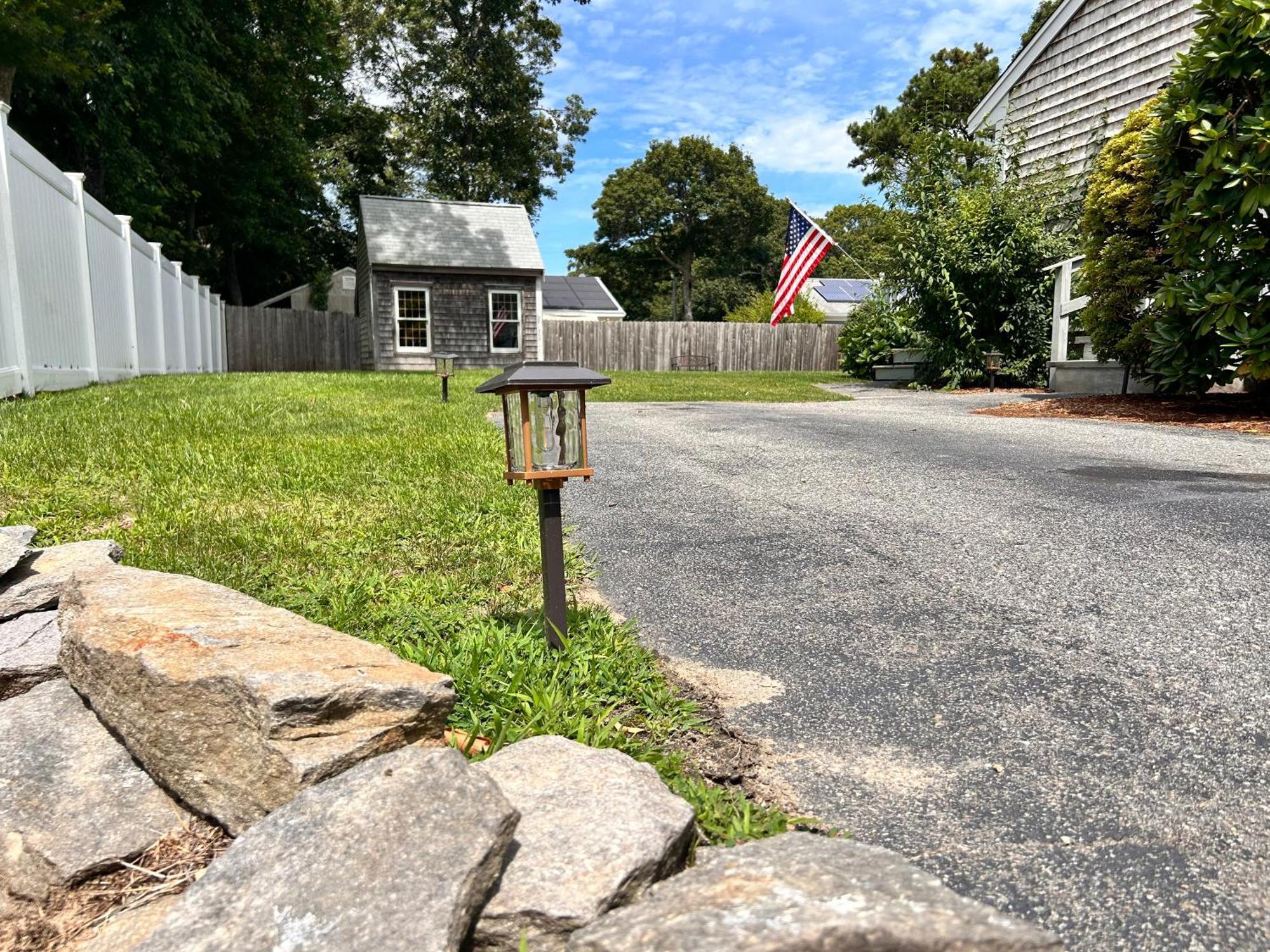 Home In Hyannis Eksteriør billede