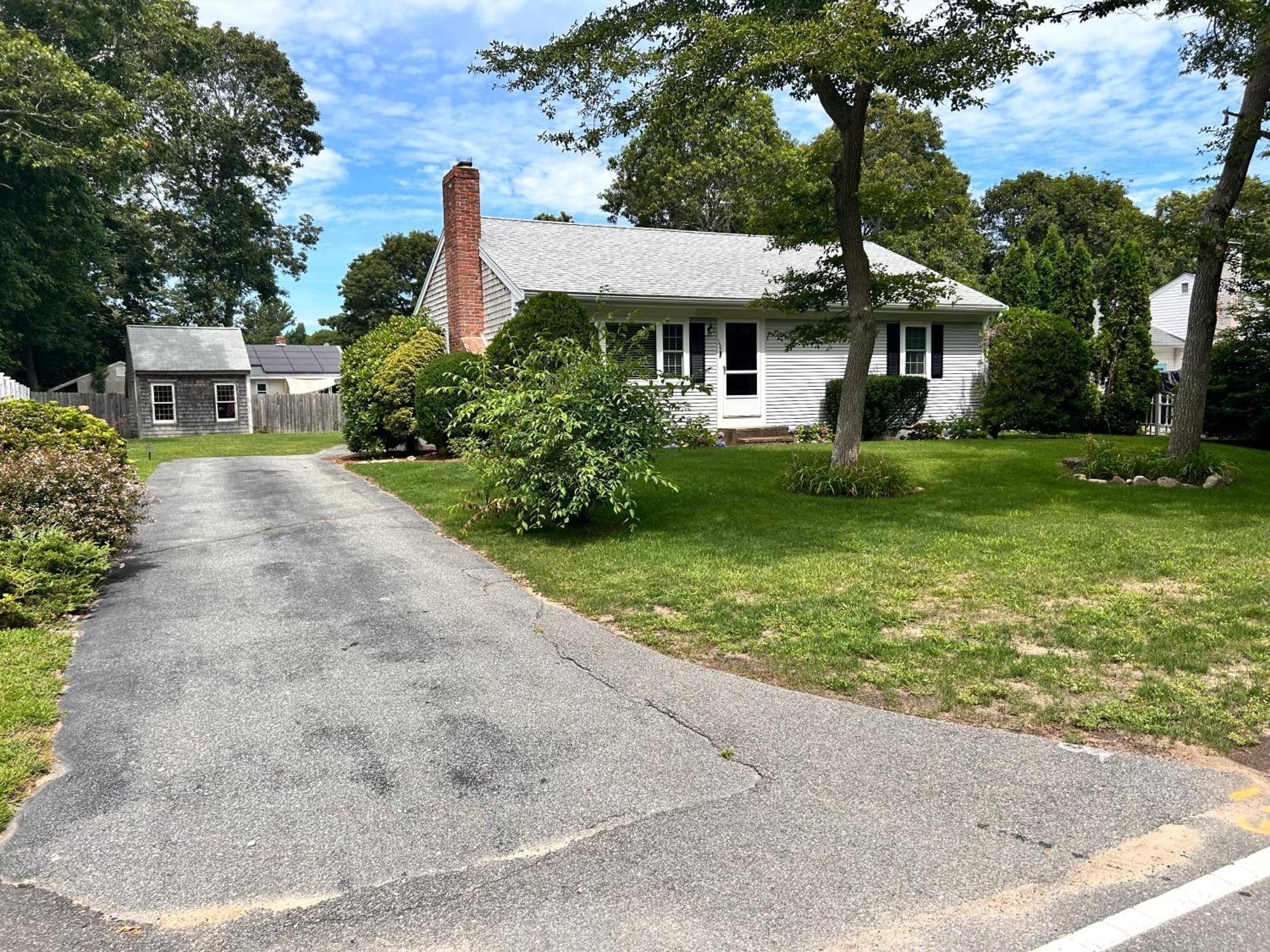 Home In Hyannis Eksteriør billede