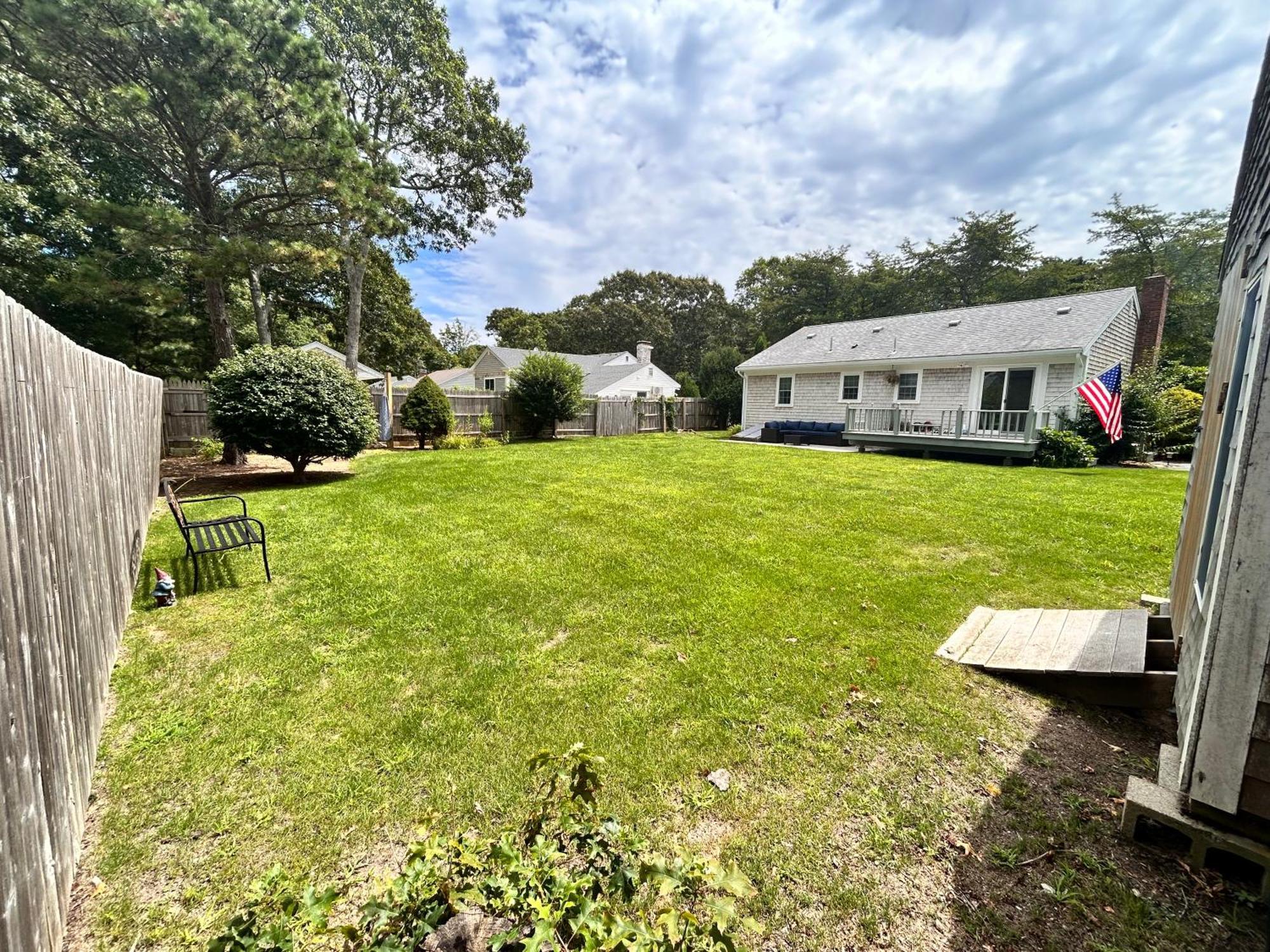 Home In Hyannis Eksteriør billede